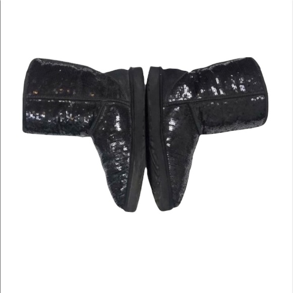 UGG Classic Short Black Sequin Boots Size 7 - Picture 3 of 8